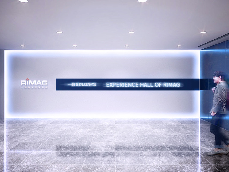 本次服務(wù)的是醫(yī)療影像創(chuàng)新公司，恩嘉在空間設(shè)計(jì)上，嘗試了六種不同的旋律： 氣質(zhì) ? 未來(lái) ? 專(zhuān)業(yè) ? 靈動(dòng) ? 溫馨 ? 輕松。如光的層次，六種旋律的高低起伏交替與融合，編織出屬于一脈獨(dú)有的特質(zhì)，延伸出一段關(guān)于一脈影像的體驗(yàn)之旅。